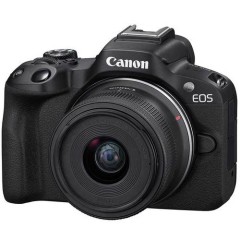 מצלמה דיגיטלית ללא מראה Canon EOS R50 + עדשת RF-S 18-45mm F4.5-6.3 IS STM — שחור