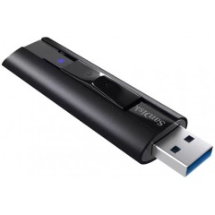 SanDisk Extreme Pro USB 3.2 portable memory with 128GB capacity