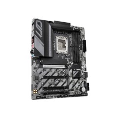 לוח אם GIGABYTE Z890 UD WIFI6E