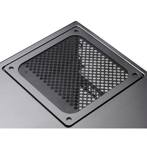 מארז SilverStone DS380 8-Bay Mini ITX NAS בצבע שחור