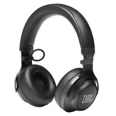 Headphones JBL Club 700BT in black color.