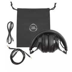 Наушники JBL Club 700BT в черном цвете