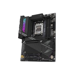 לוח אם GIGABYTE B650E AORUS PRO X USB4