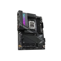 לוח אם GIGABYTE B650E AORUS PRO X USB4
