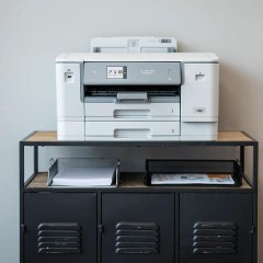 Беспроводное струйное МФУ Brother MFC-J6960DW A3 4-в-1 с автоматической двусторонней печатью, двухсторонним сканированием, ADF и факсом — белый