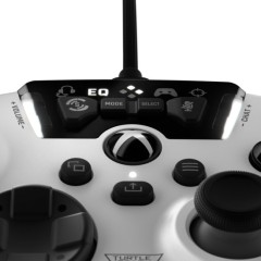Recon PC/Xbox Gaming Controller — White
