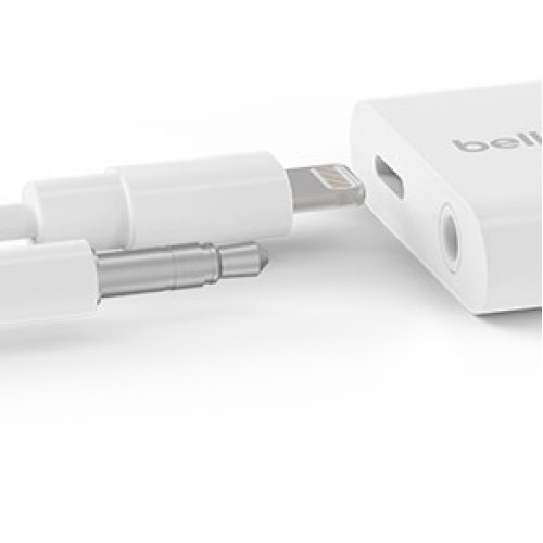 מתאם Belkin RockStar – חיבור Lightning לאודיו 3.5 מ"מ + טעינה (לבן)
