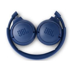 Headphones JBL Tune 500BT in blue color.
