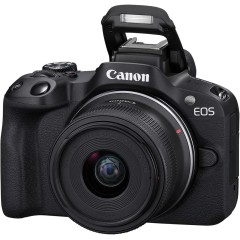 מצלמה דיגיטלית ללא מראה Canon EOS R50 + עדשות RF-S 18-45mm F4.5-6.3 IS STM ו-RF 75-300mm F4-5.6 — שחור