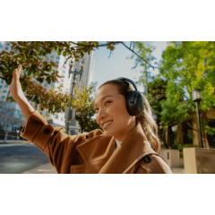 Headphones JBL Tour One in black color.