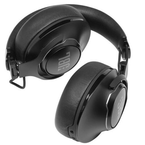 Headphones JBL Club 950NC in black color.