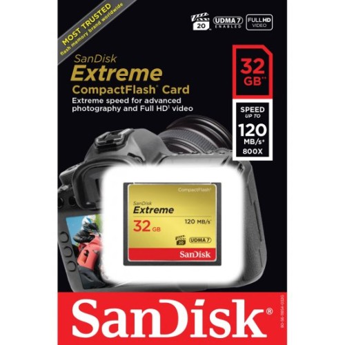 SanDisk 800x Extreme Compact-Flash memory card with a capacity of 32GB