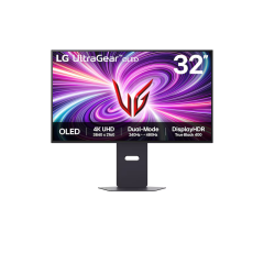 חבילת גיימינג אולטימטיבית RTX 5090 עם מסך OLED, שולחן וכיסא