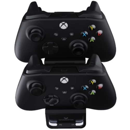 עמדת טעינה כפולה לשלט ספרקפוקס Sparkfox Dual Charging Station עבור Xbox Series X/S + זוג סוללות נטענות 1100mAh